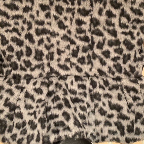 BCBGMAXAZRIA LUXURY DAVIE WOVEN FAUX FUR SHORT SLEEVE LEOPARD 🐆 PRINT JACKET S - Picture 7 of 11